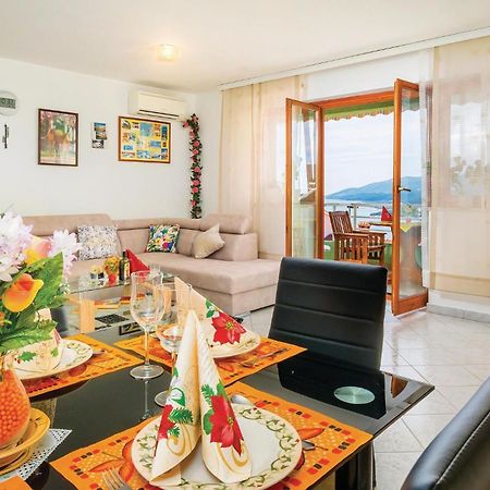2 Bedroom Gorgeous Apartment In Рабац Экстерьер фото