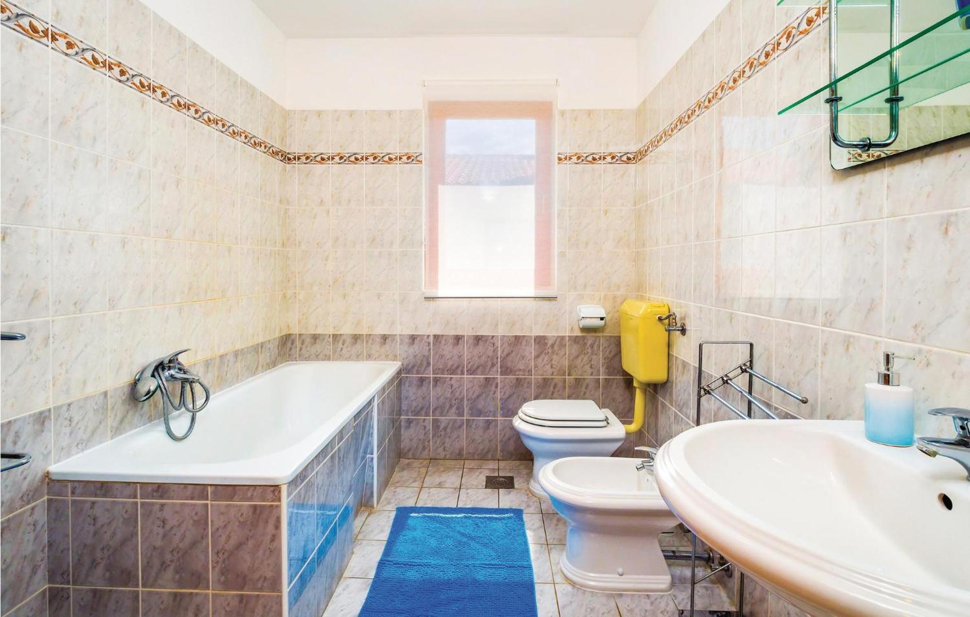 2 Bedroom Gorgeous Apartment In Рабац Экстерьер фото